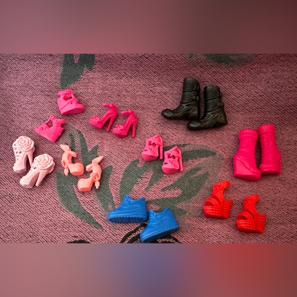 Barbie doll shoes - Picture 7 of 8